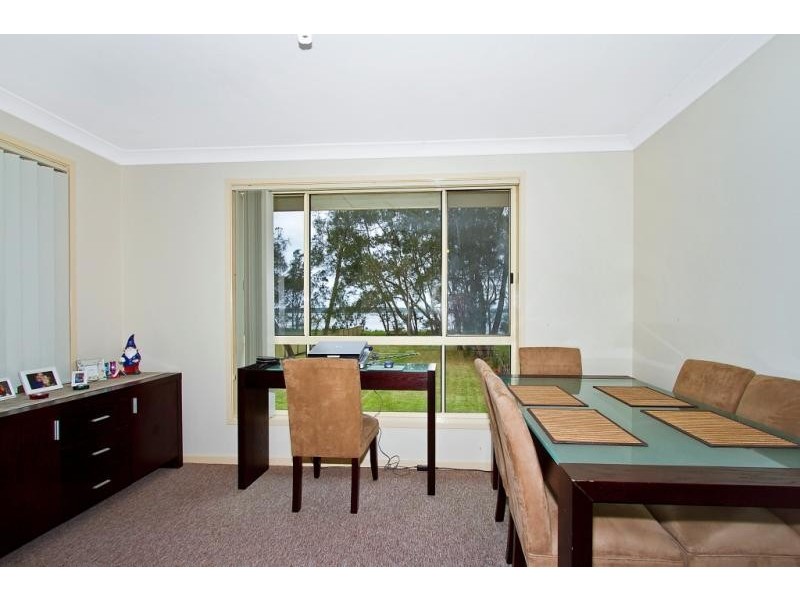 205 Panorama Ave, Charmhaven NSW 2263