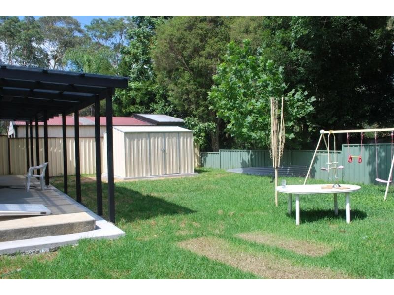 117 Vales Rd, Mannering Park NSW 2259