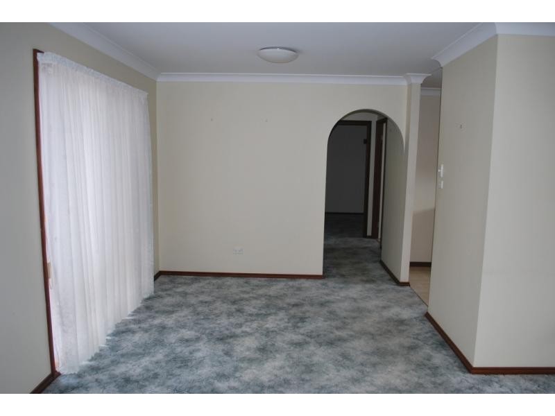 12 Gilbert Ave, Gorokan NSW 2263