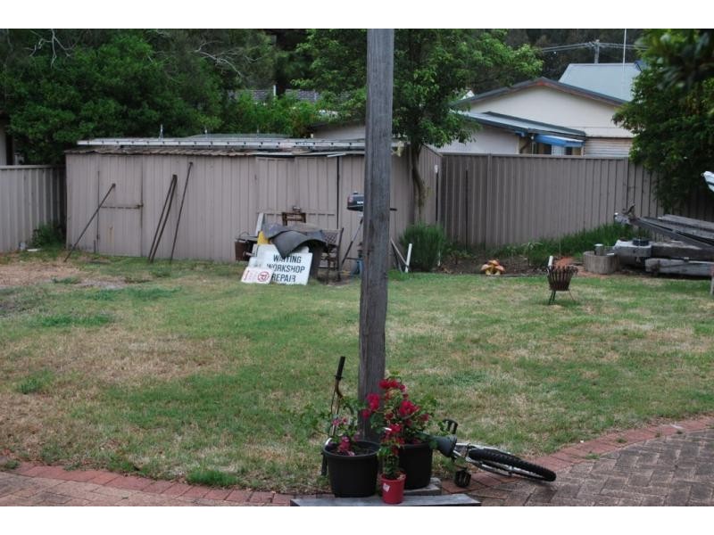 7 Mimosa Rd, Budgewoi NSW 2262