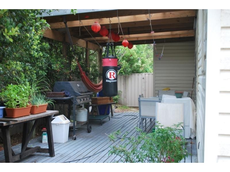 7 Mimosa Rd, Budgewoi NSW 2262