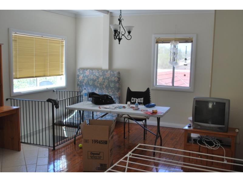 7 Mimosa Rd, Budgewoi NSW 2262