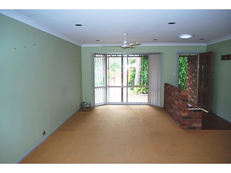 12 Leumeah Avenue, Chain Valley Bay NSW 2259