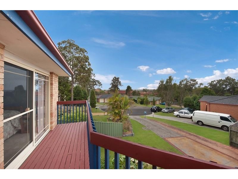 4 Sally Cl, Lake Haven NSW 2263