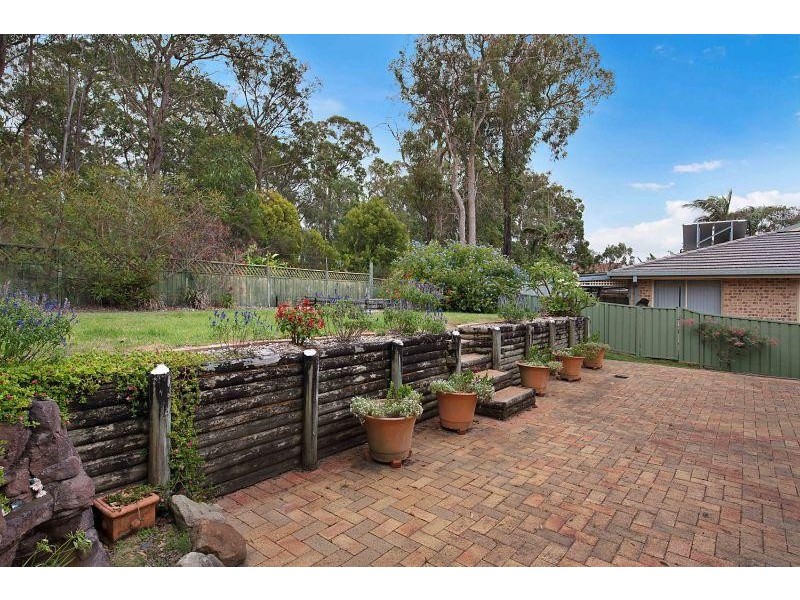 4 Sally Cl, Lake Haven NSW 2263