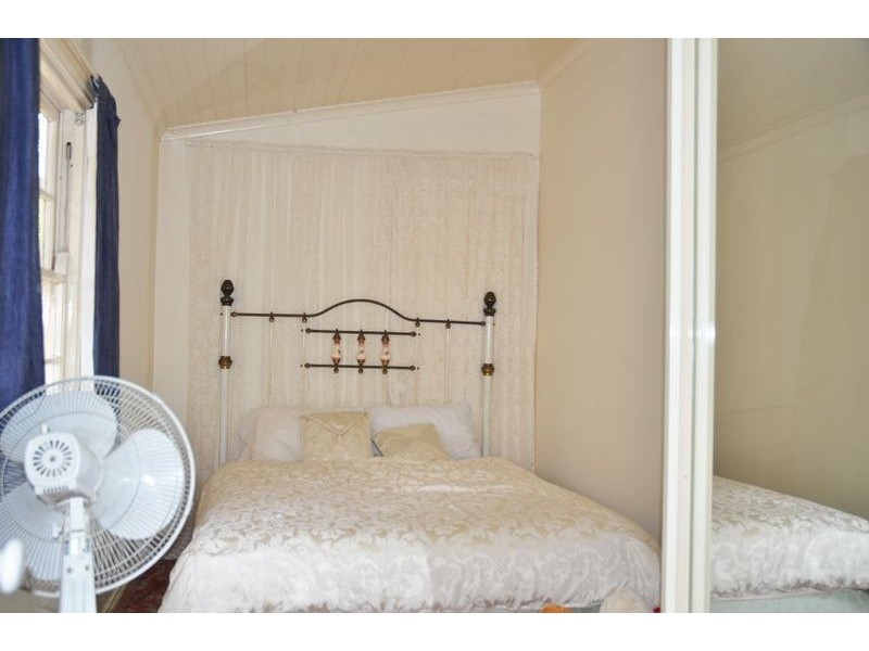 58 Chelsmford Rd, Lake Haven NSW 2263