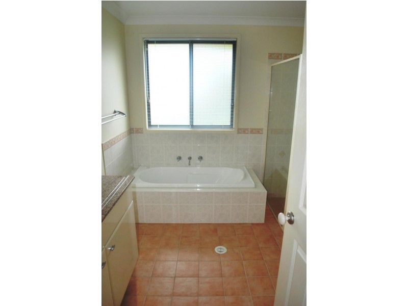 29 Seventh Ave, Toukley NSW 2263