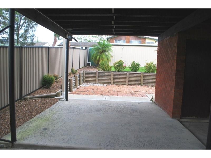 74 Doyle Ave, Budgewoi NSW 2262