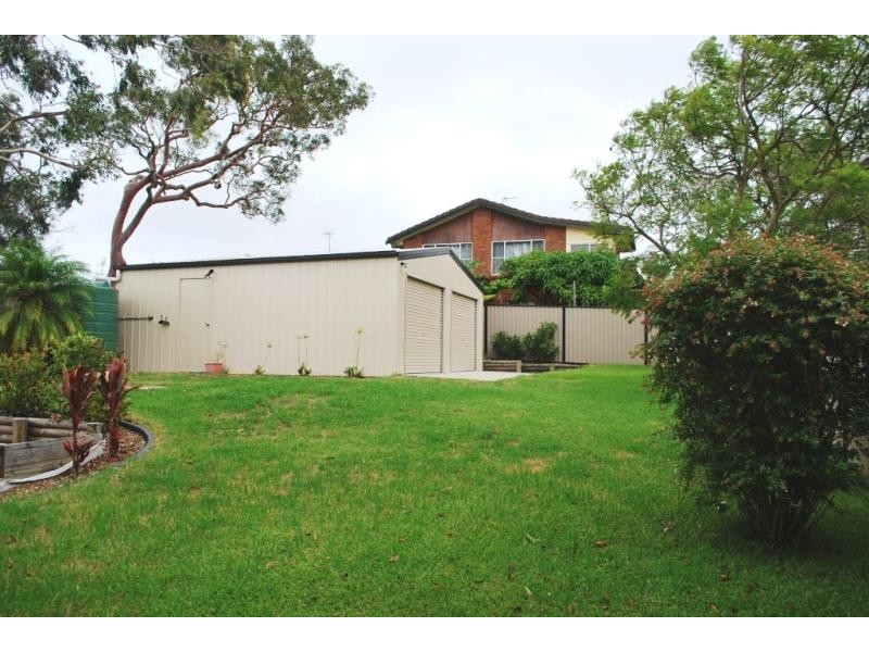 74 Doyle Ave, Budgewoi NSW 2262