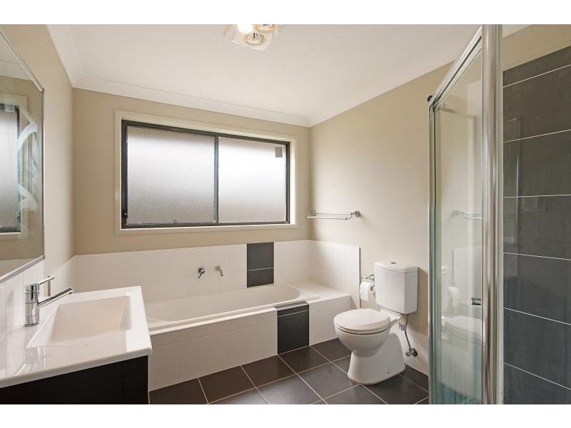 45 Wakool Cres, Woongarrah NSW 2259