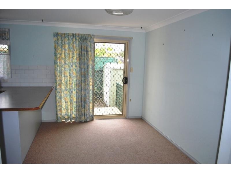 1/3 Lyle St, Lake Haven NSW 2263