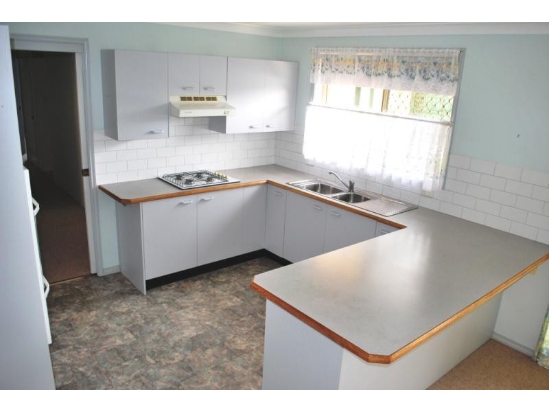 1/3 Lyle St, Lake Haven NSW 2263