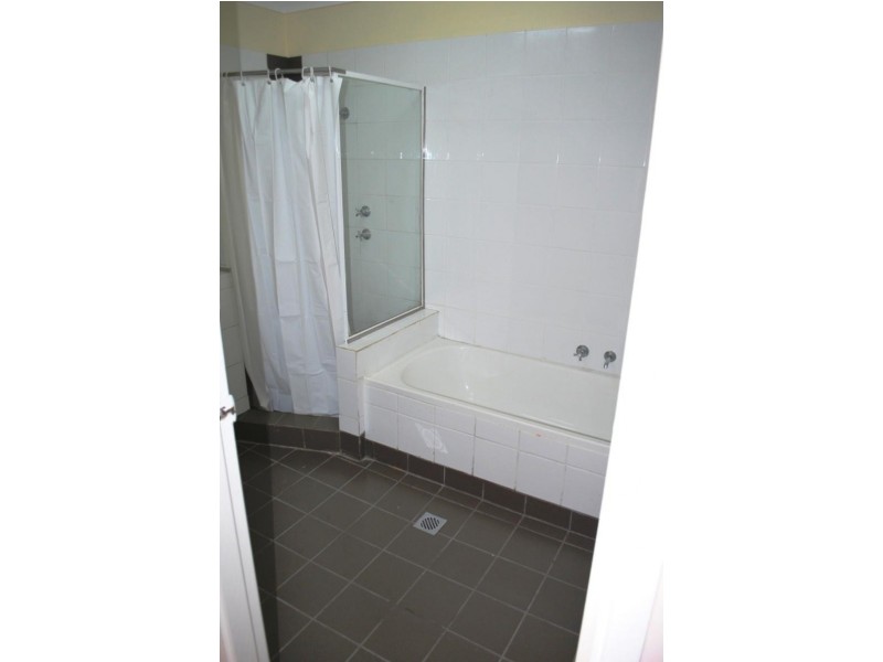 9 Esther Cl, Gorokan NSW 2263