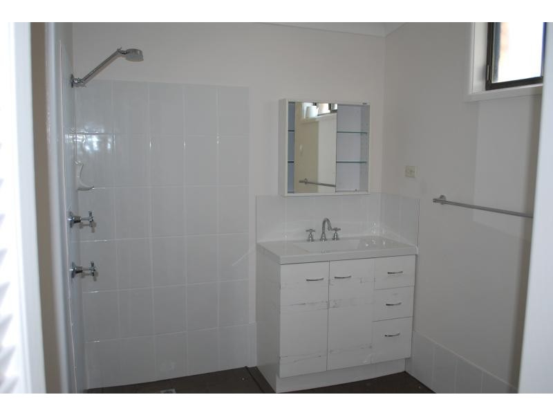 1/3 Yaralla Rd, Toukley NSW 2263