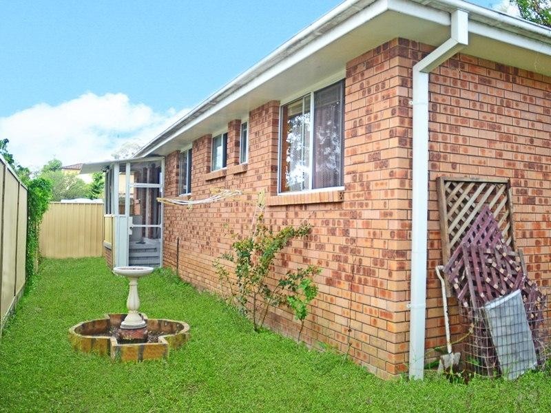 2/59 Robson  Ave, Gorokan NSW 2263