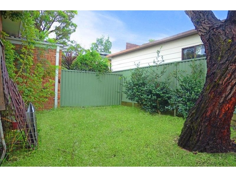 2/59 Robson  Ave, Gorokan NSW 2263