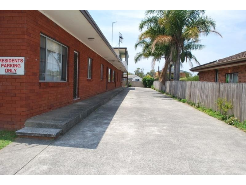 3/7 Holmes Ave, Toukley NSW 2263