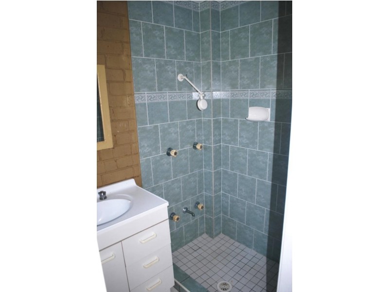 1 Donald  Ave, Kanwal NSW 2259