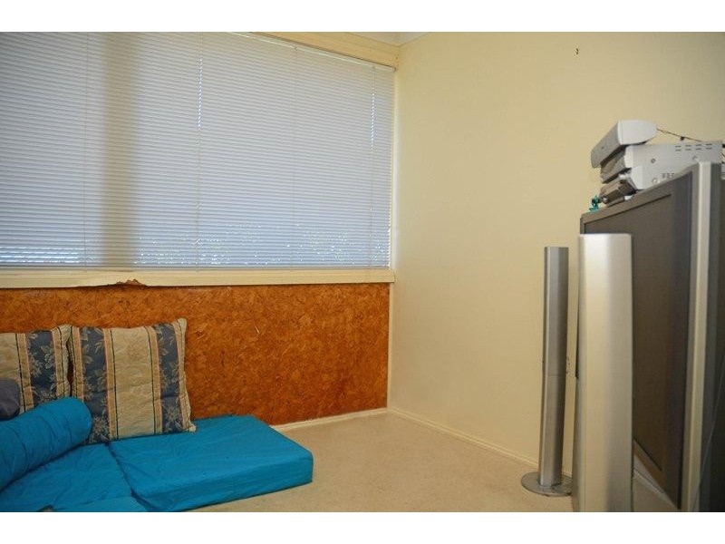 12 Billbabourie Rd, Gwandalan NSW 2259