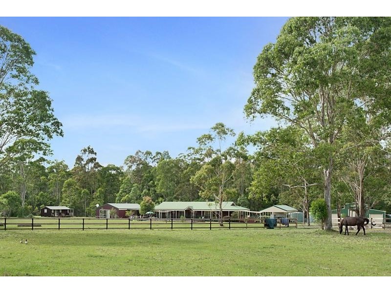 242 Durren Rd, Jilliby NSW 2259