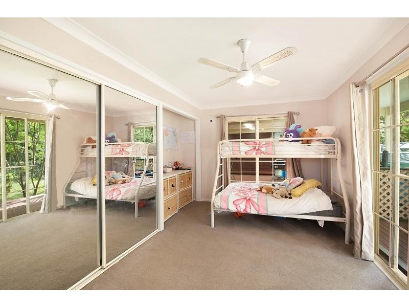 242 Durren Rd, Jilliby NSW 2259
