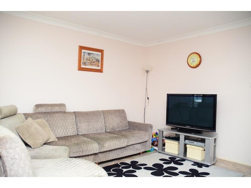 8 Corkwood Rd, Woongarrah NSW 2259