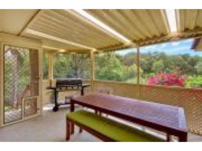 6 Pepper  Cl, Toukley NSW 2263