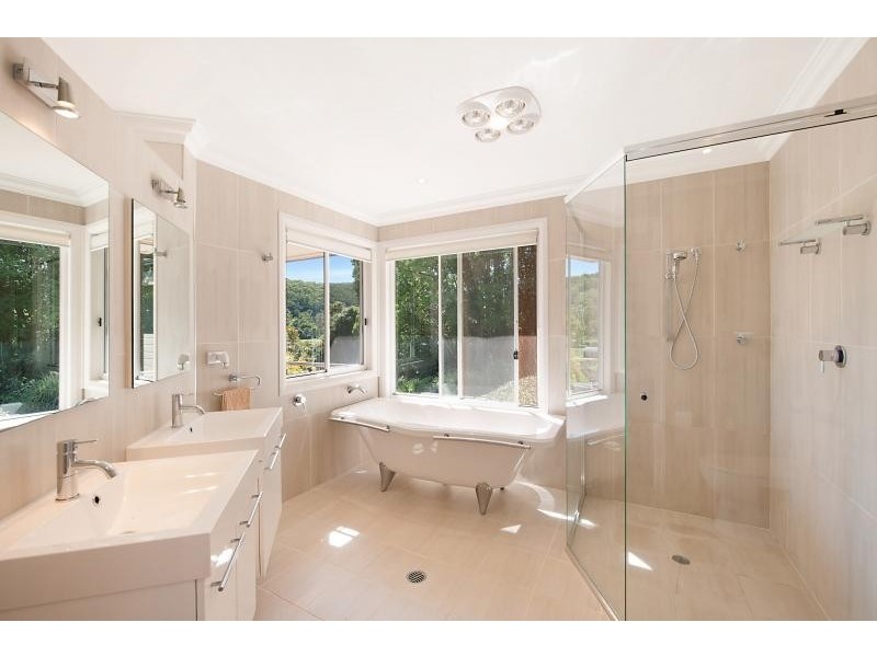75 Peach Orchard Rd, Ourimbah NSW 2258