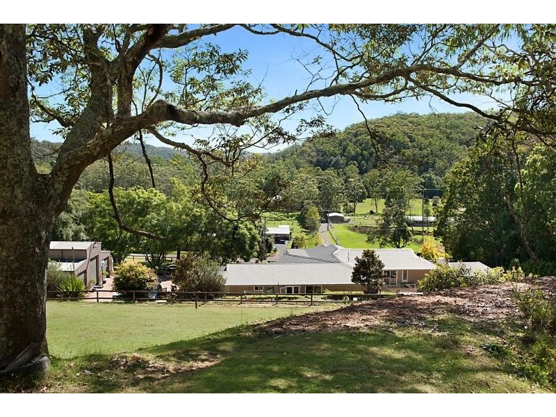 75 Peach Orchard Rd, Ourimbah NSW 2258