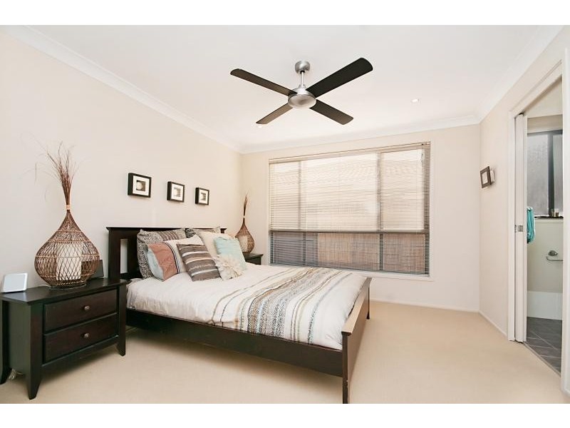 41 Nelmes Rd, Blue Haven NSW 2262