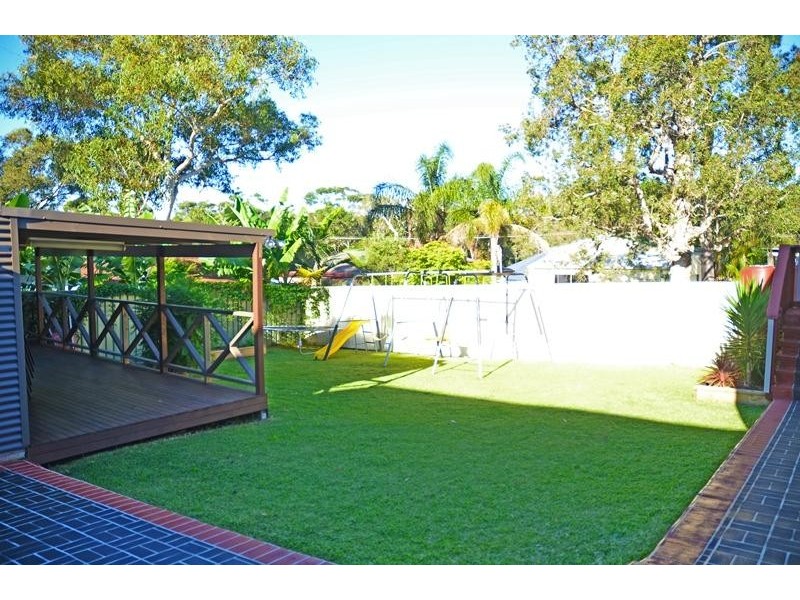 Summerland Point NSW 2259