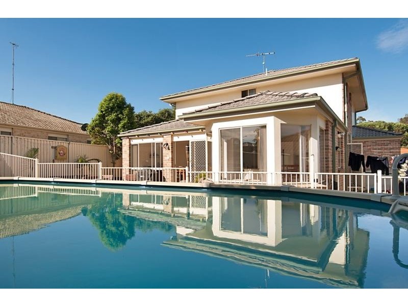 9 Pinehurst  Way, Blue Haven NSW 2262