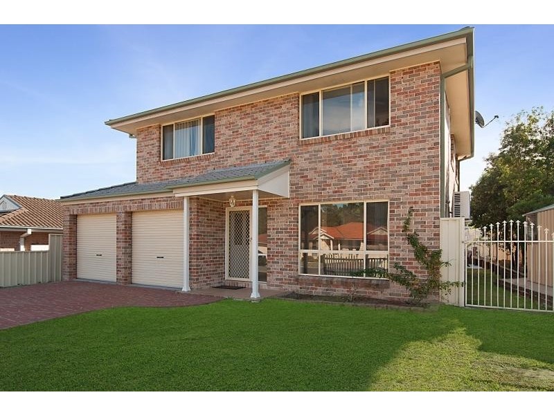 9 Pinehurst  Way, Blue Haven NSW 2262