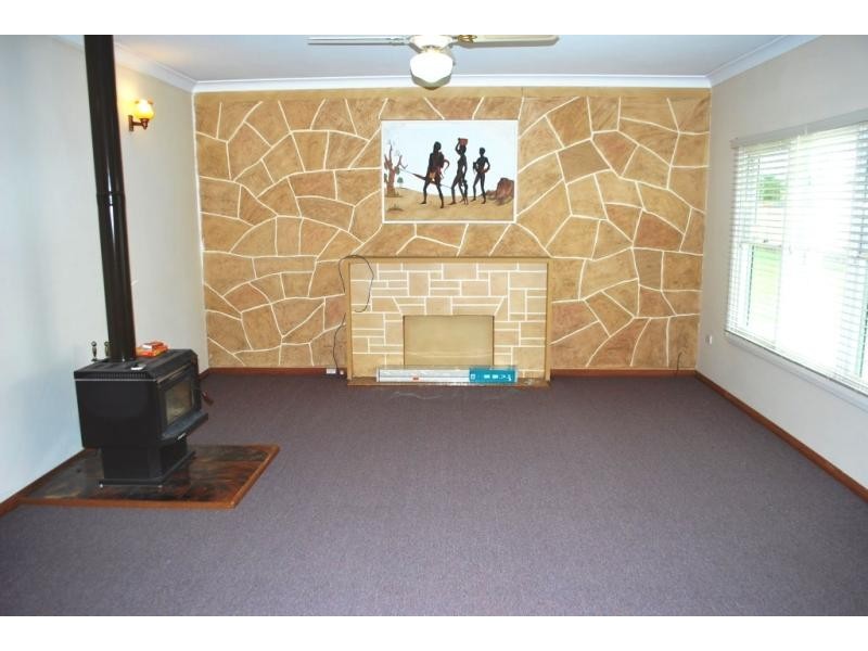 34 Athol St, Toukley NSW 2263