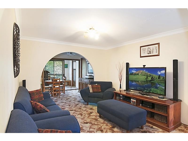 12 Kennedy  St, Gorokan NSW 2263