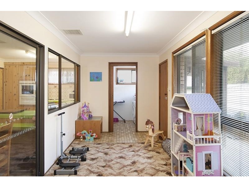 12 Kennedy  St, Gorokan NSW 2263