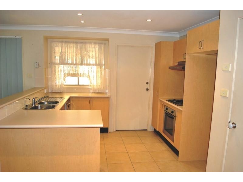 41 Marsden Rd, Blue Haven NSW 2262