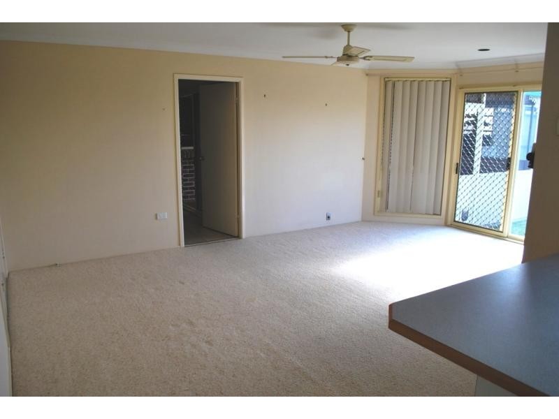 2 Eton Ct, Lake Haven NSW 2263