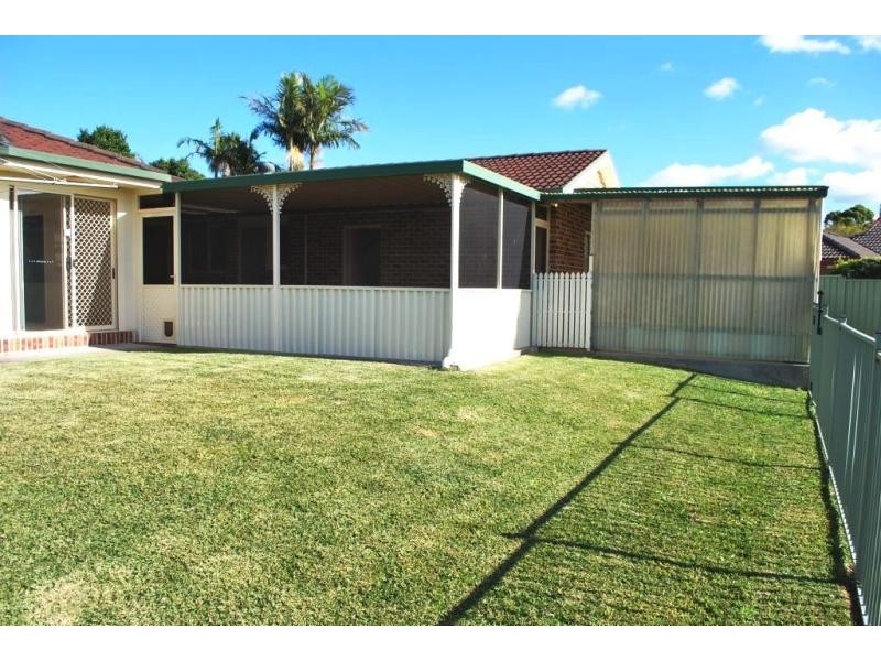 2 Eton Ct, Lake Haven NSW 2263