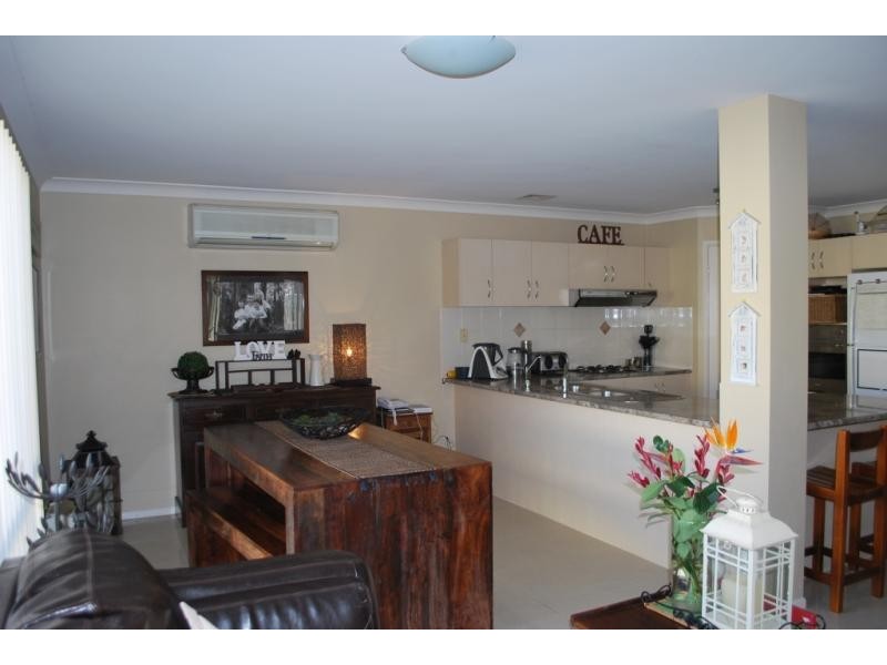 72  Mataram Rd, Woongarrah NSW 2259