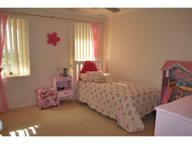 72  Mataram Rd, Woongarrah NSW 2259
