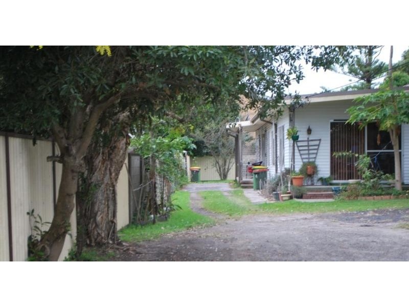 3/7 Budgewoi Rd, Noraville NSW 2263