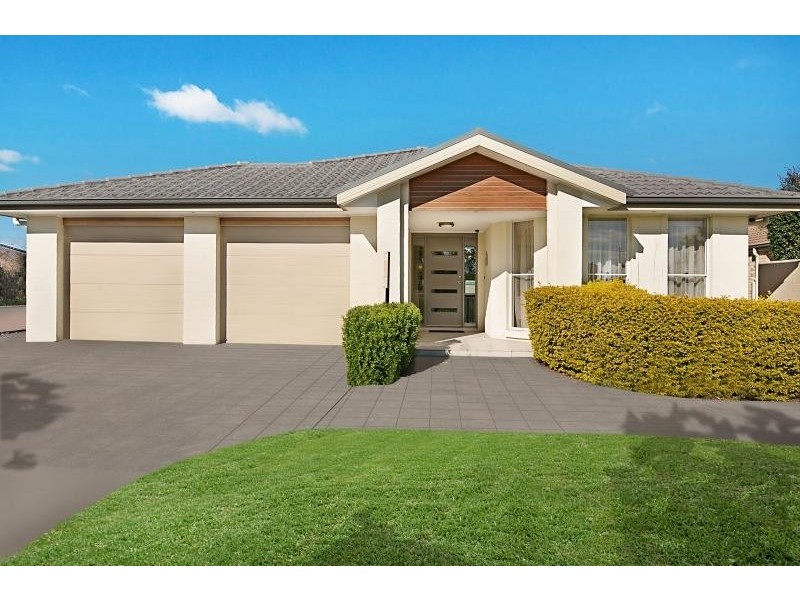 82 Peppercorn Ave, Woongarrah NSW 2259