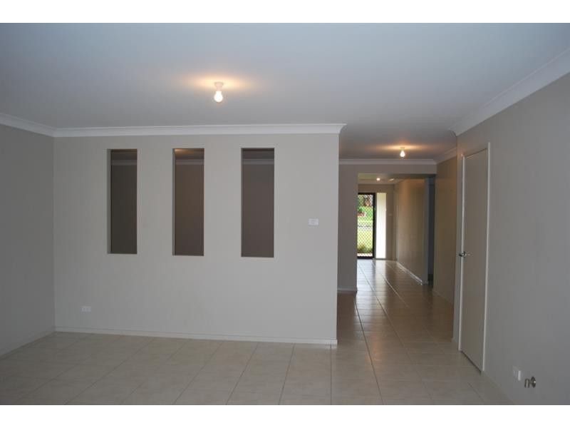 6 Yellow Rose Tce, Hamlyn Terrace NSW 2259