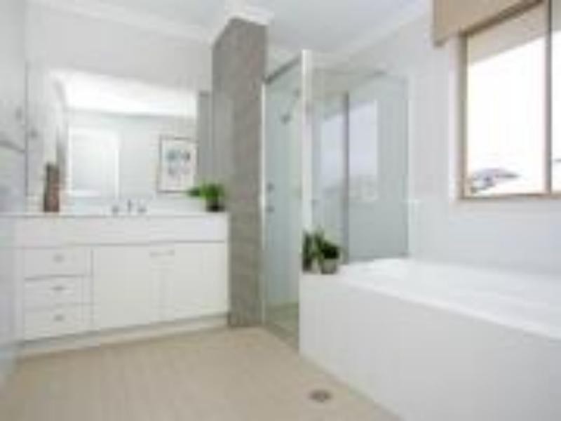 10 Stan Johnson Dr, Hamlyn Terrace NSW 2259