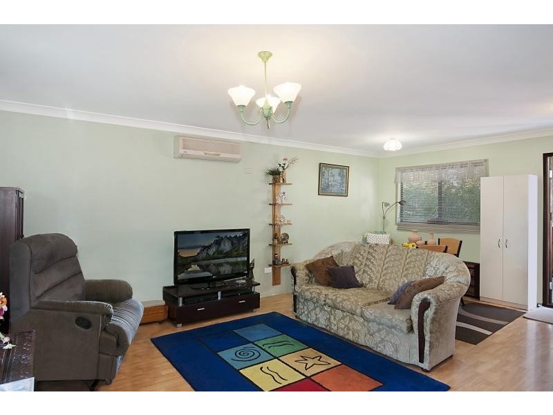 17 Taminga Rd, Gorokan NSW 2263