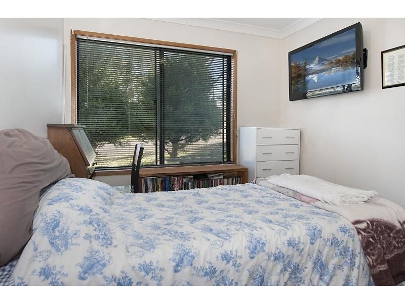 17 Taminga Rd, Gorokan NSW 2263