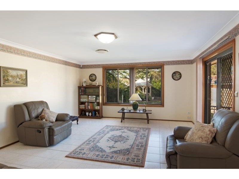 15 Ray St, Toukley NSW 2263