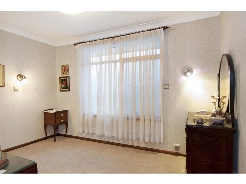 15 Ray St, Toukley NSW 2263