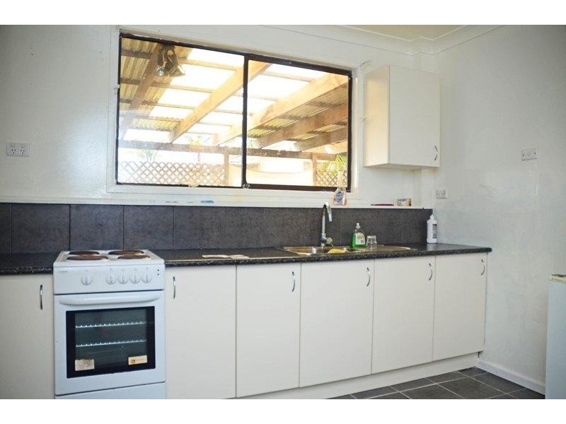 304 Main  Rd, Toukley NSW 2263